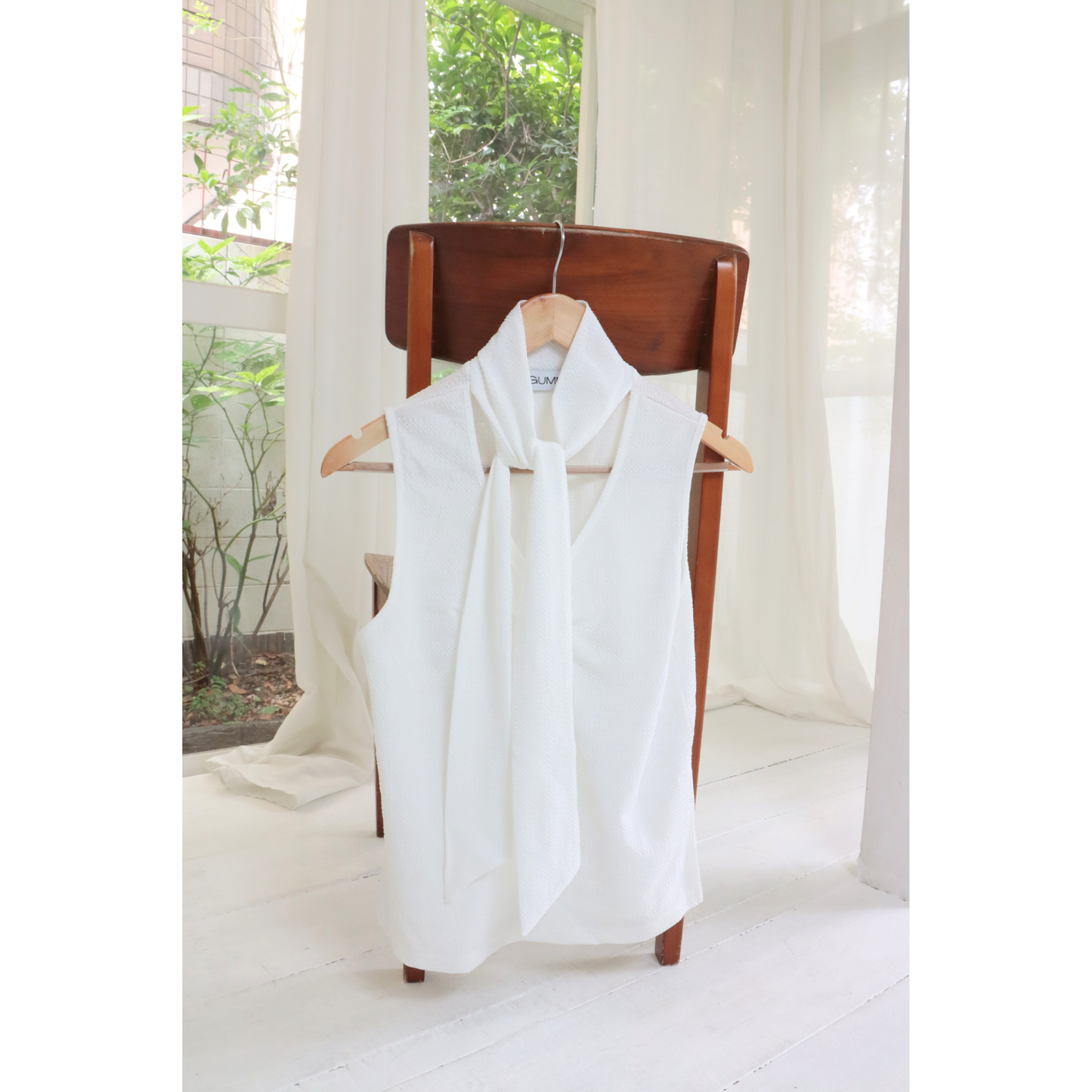 muse tie sleeveless