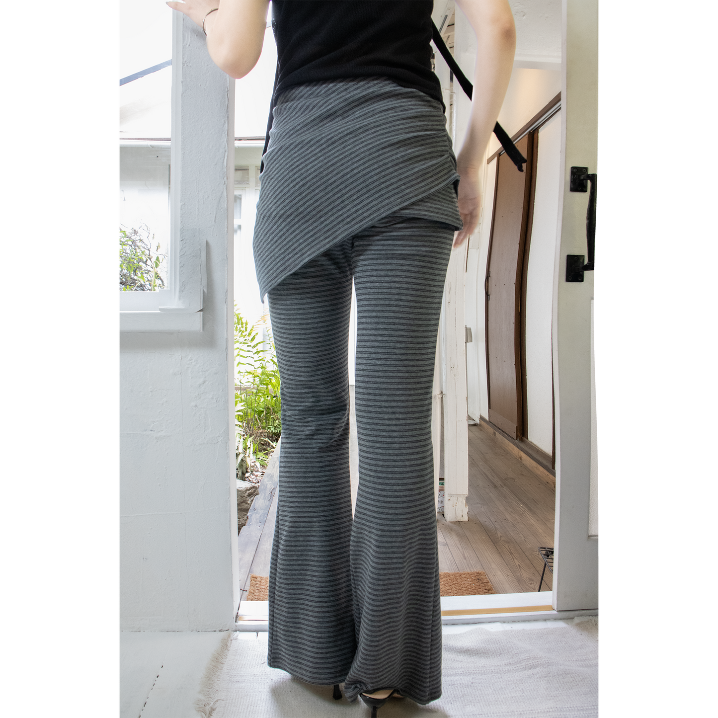 layered skirt flare border pants