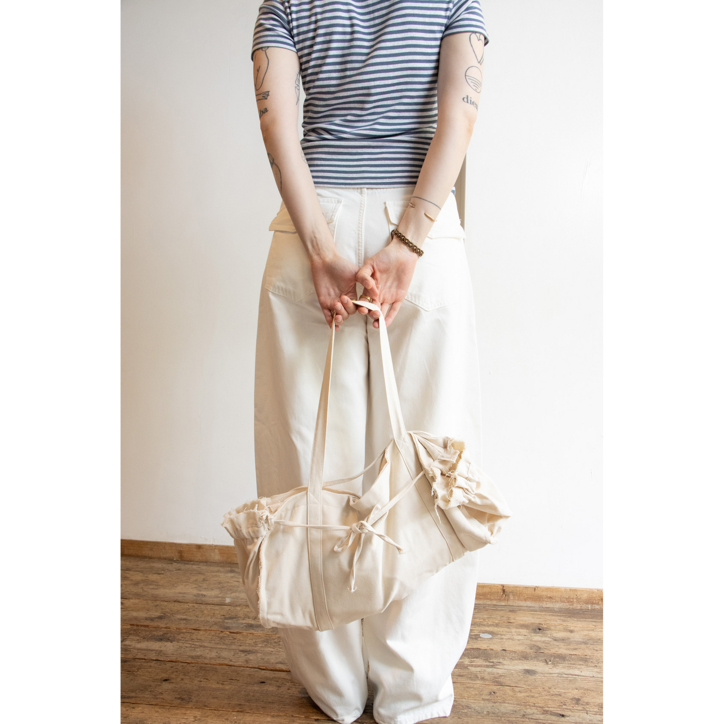 Gathered Ribbon Boston Bag（IVORY）