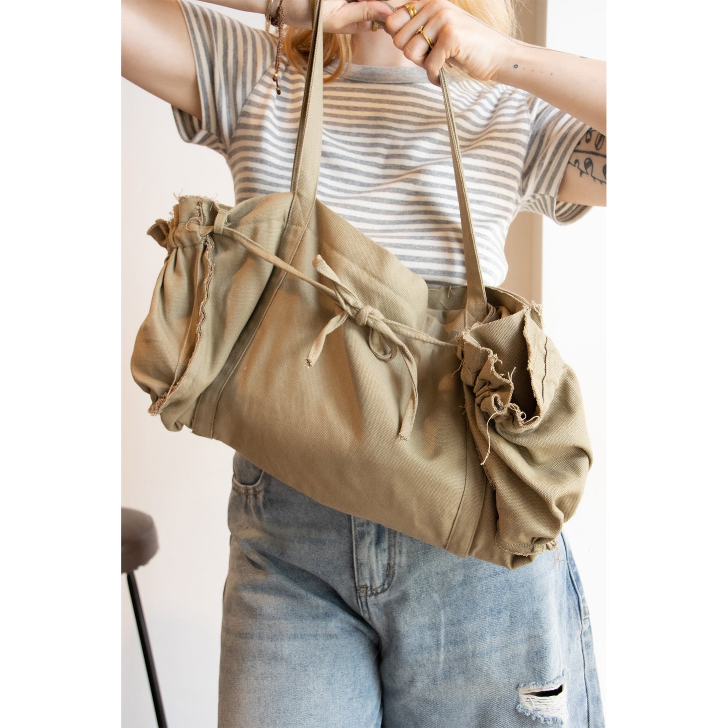 Gathered Ribbon Boston Bag（IVORY）